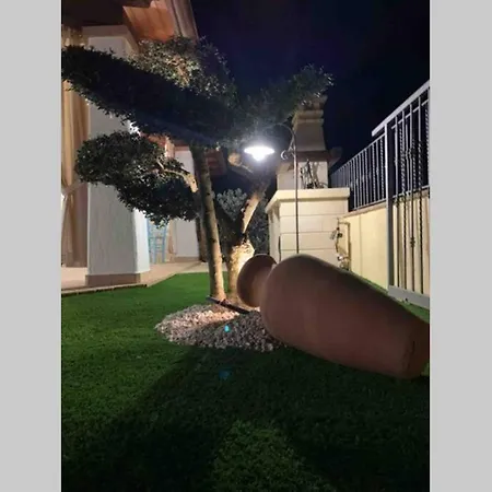 וילה Elisa Residenza Agora *